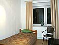 Privat übernachten in zentralem Gästezimmer in Köln-Südstadt